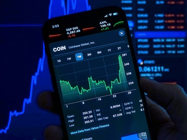 Bitcoin vs Gold: Digital Scarcity vs Physical Scarcity